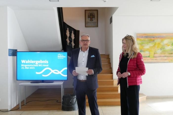 OB Steffen Hertwig und Bürgermeisterin Dr. Suzanne Mösel im Rathausfoyer 