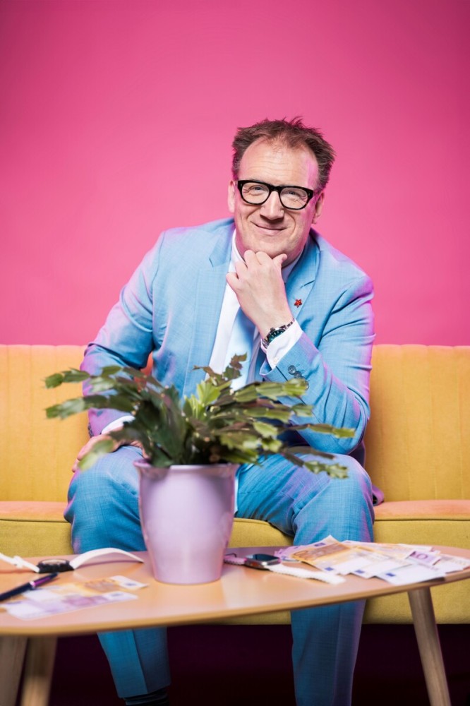 Jens Heinrich Claassen – “Keine Ursache” Jens Heinrich Claassen – “Keine Ursache”