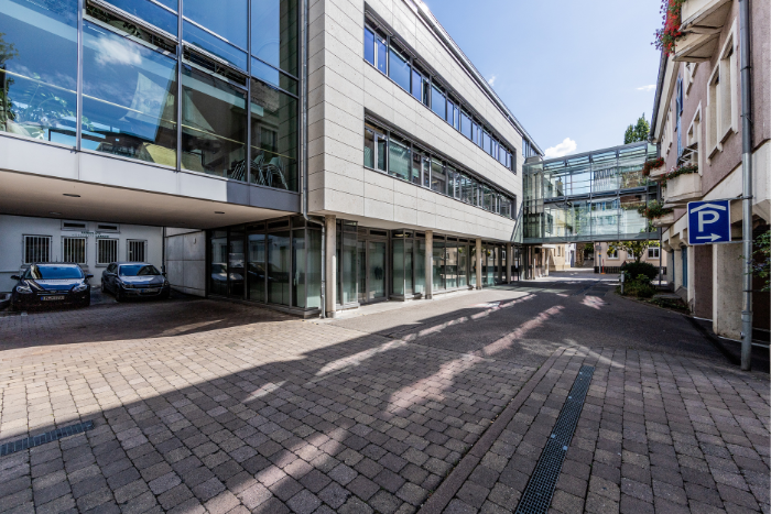 Außenansicht des C-Gebäude des Neckarsulmer Rathaus.